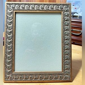 8 x 10 Gold Picture Frame